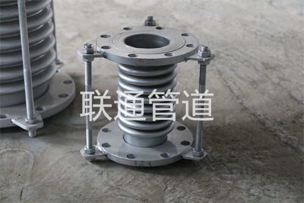 球型51漫画APP官方网站