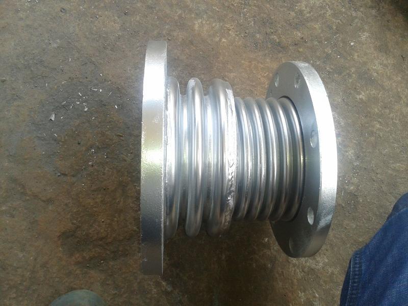 波纹51漫画APP官方网站属于一种赔偿元器件，波纹51漫画APP官方网站的基本工作原理是啥？